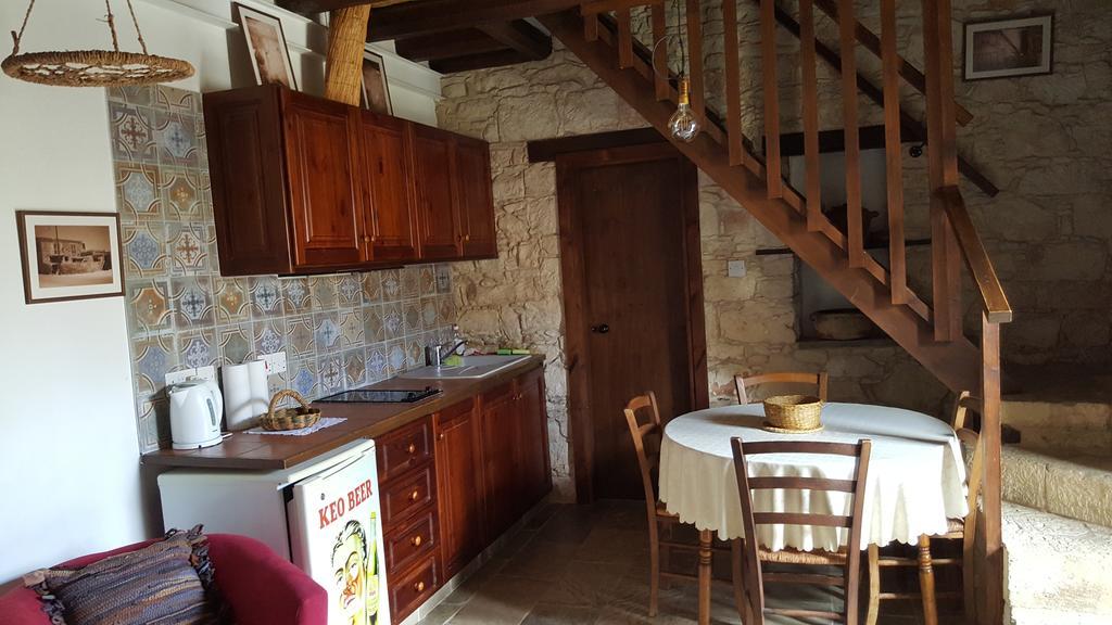 كاتيكاس Michalis Anoyia Traditional Stonehouse المظهر الخارجي الصورة